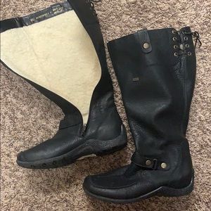 Warm black riding boots